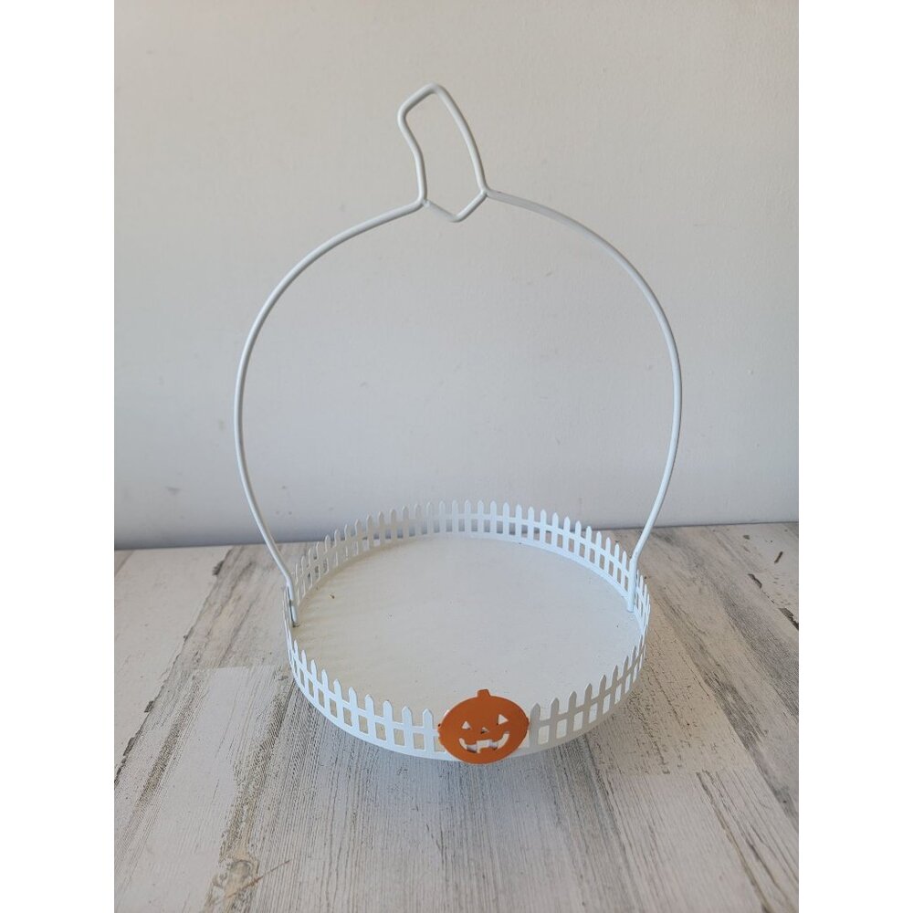 White metal Halloween pumpkin carrying serving tray‎ Unique home decor